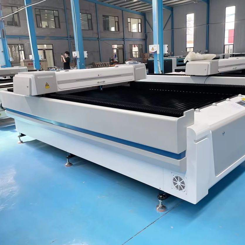 工場供給ホット販売 1300*2500 ミリメートル CNC - Woodworking Machinery For Sale のレビューと価格